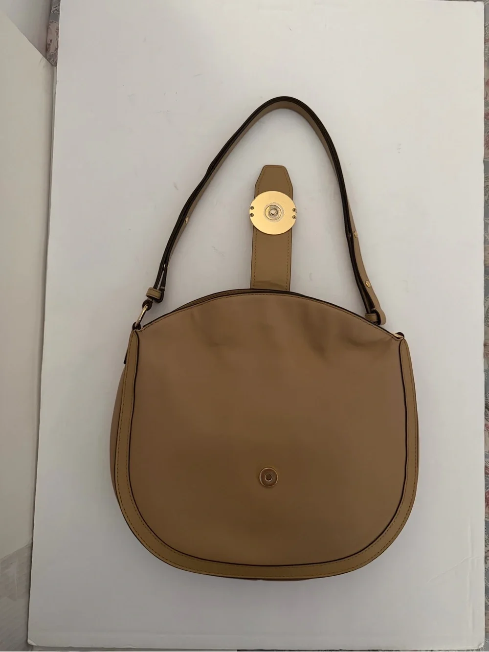 Michael Kors Gabby Large Shoulder Bag in Tan with Gold MK Emblem
